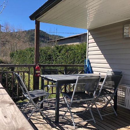 Отель Camping La Mare Aux Fees Roquefeuil Экстерьер фото